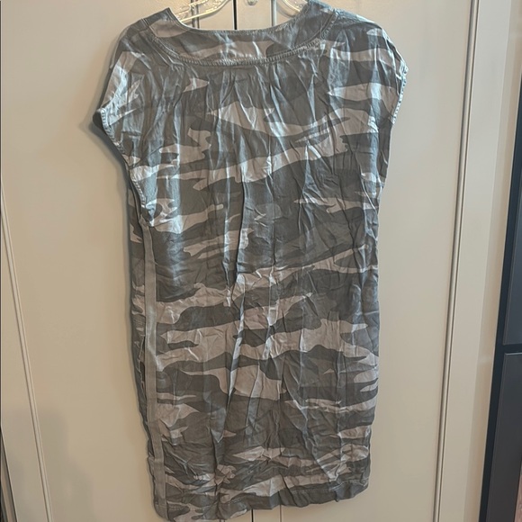 NWT $158 Splendid Camouflage V-Neck Dress sz sm - Picture 5 of 5